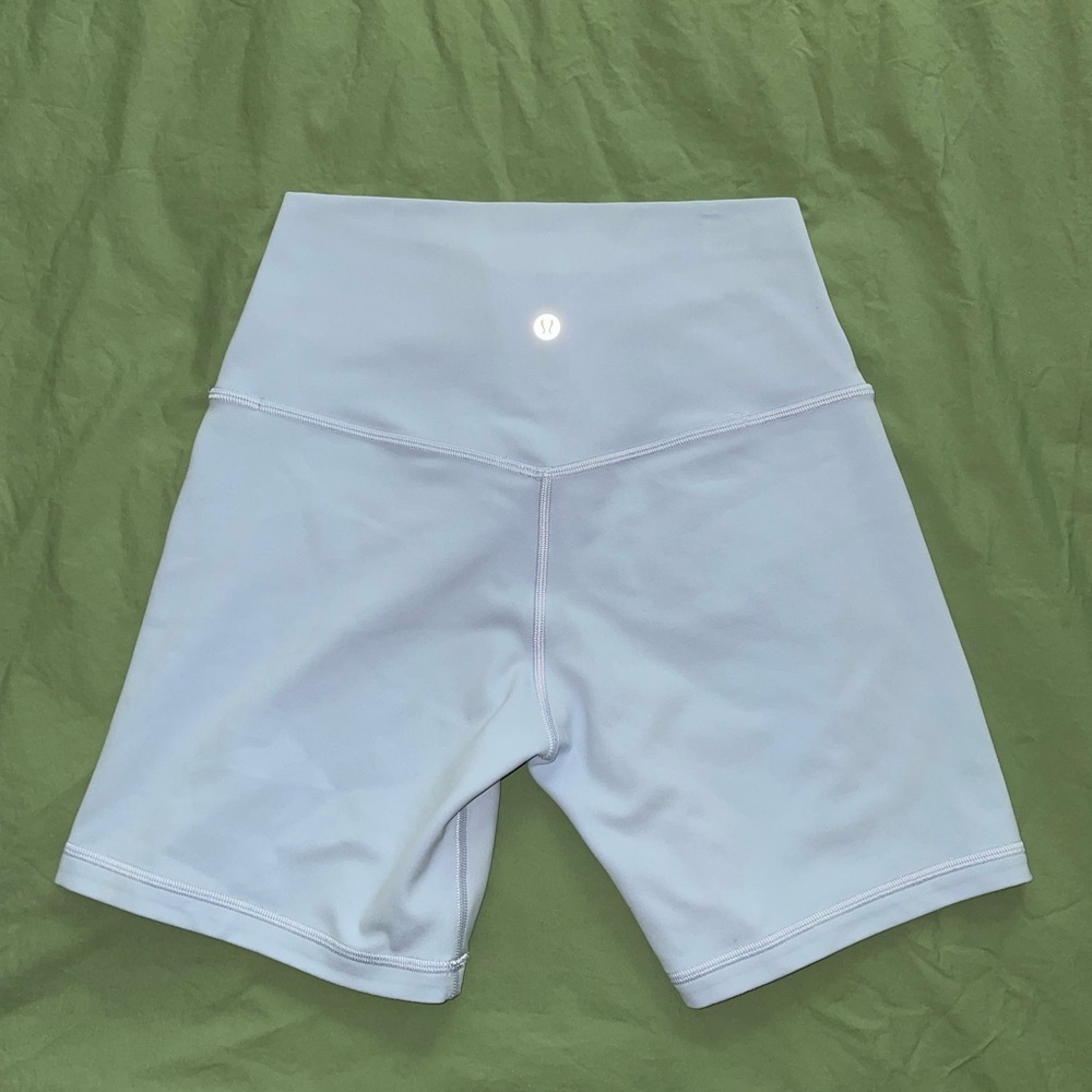 Lululemon Align 4” Shorts - Size 6